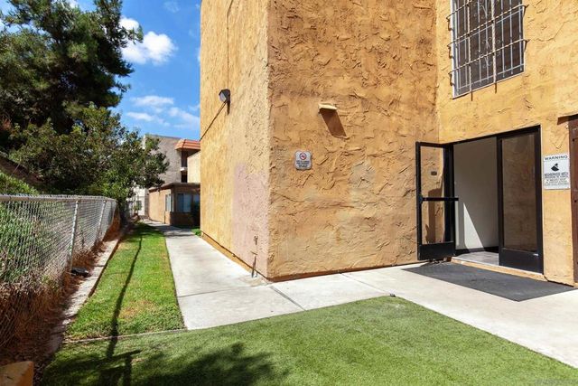 6955 Alvarado Rd. 77, San Diego, CA 92120