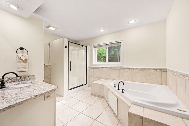 12950 Linnet Street NW, Coon Rapids, MN 55448