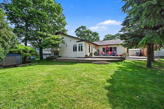 12950 Linnet Street NW, Coon Rapids, MN 55448