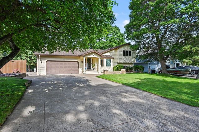 12950 Linnet Street NW, Coon Rapids, MN 55448
