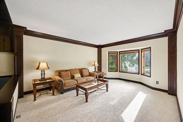 12950 Linnet Street NW, Coon Rapids, MN 55448
