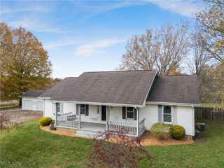 5421 Bonham Avenue NW, Canal Fulton, OH 44614
