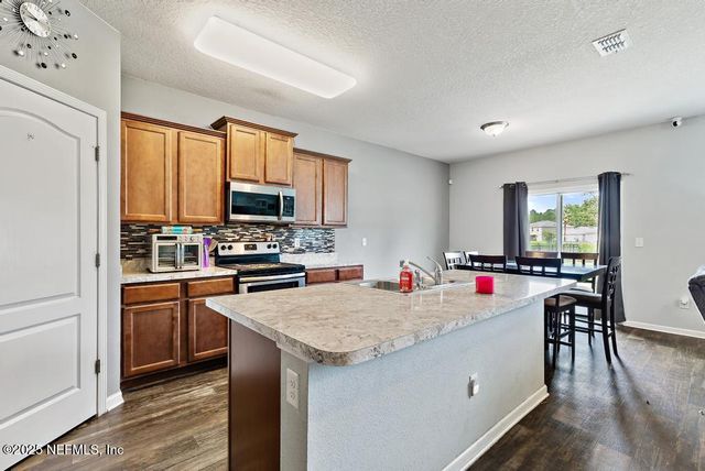 65093 RIVER GLEN Parkway, Yulee, FL 32097