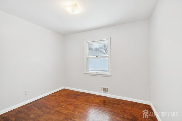 95 J F Kennedy Drive, Milltown, NJ 08850