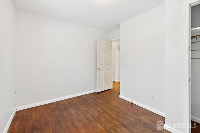 95 J F Kennedy Drive, Milltown, NJ 08850