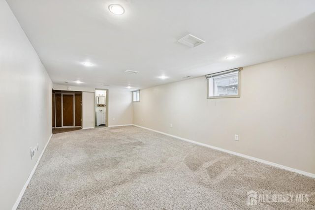 95 J F Kennedy Drive, Milltown, NJ 08850