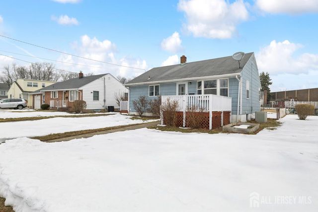 95 J F Kennedy Drive, Milltown, NJ 08850