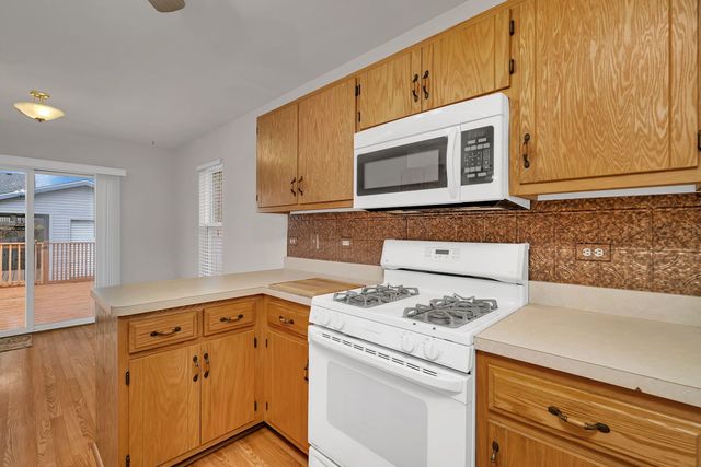 916 Cottonwood Drive, Elwood, IL 60421