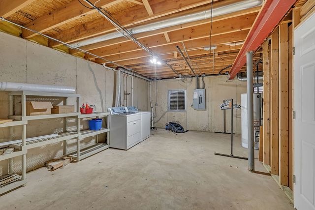 916 Cottonwood Drive, Elwood, IL 60421