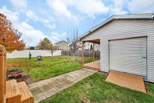 916 Cottonwood Drive, Elwood, IL 60421