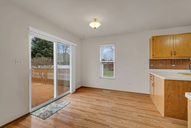 916 Cottonwood Drive, Elwood, IL 60421