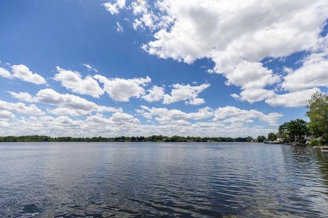 10624 Jefferson Road, Osceola, IN 46561