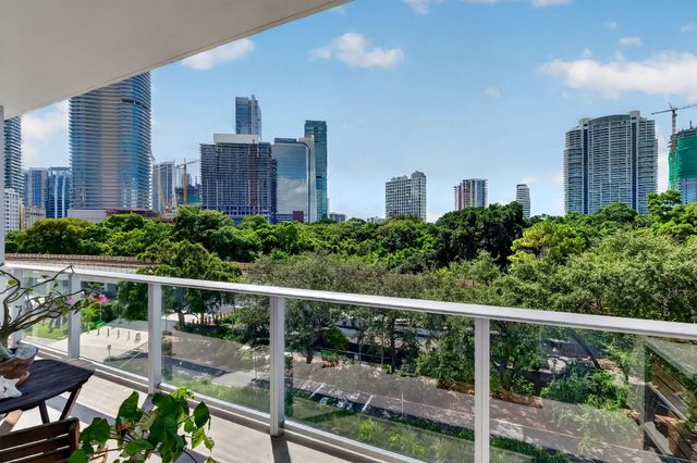 1600 SW 1ST Avenue 413, Miami, FL 33129