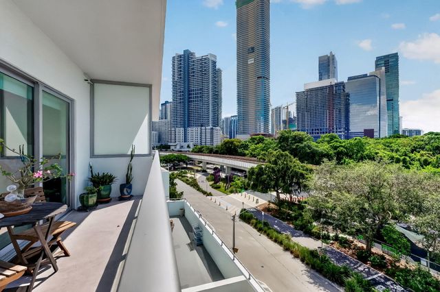 1600 SW 1ST Avenue 413, Miami, FL 33129