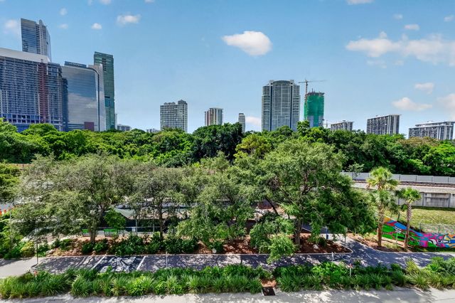 1600 SW 1ST Avenue 413, Miami, FL 33129