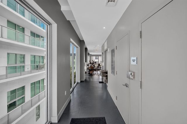 1600 SW 1ST Avenue 413, Miami, FL 33129