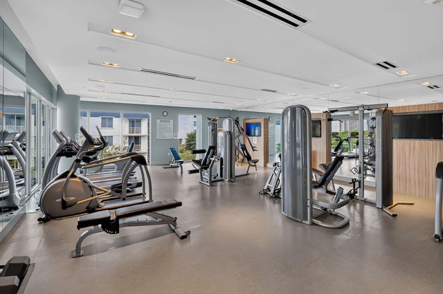 1600 SW 1ST Avenue 413, Miami, FL 33129