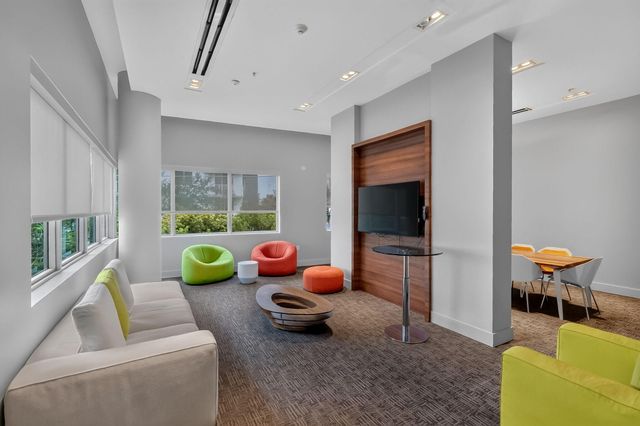 1600 SW 1ST Avenue 413, Miami, FL 33129