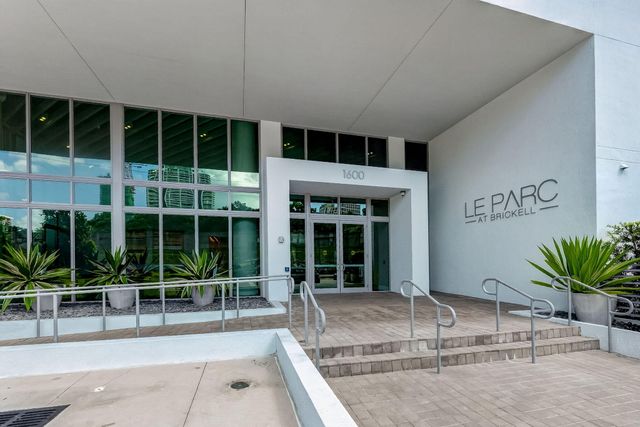 1600 SW 1ST Avenue 413, Miami, FL 33129