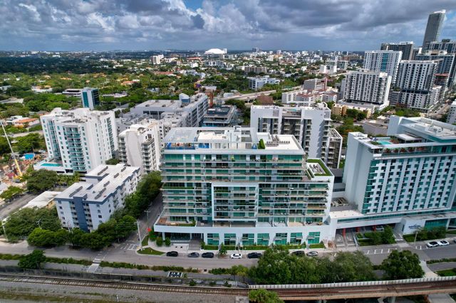 1600 SW 1ST Avenue 413, Miami, FL 33129