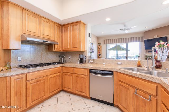 14850 E GRANDVIEW Drive 202, Fountain Hills, AZ 85268