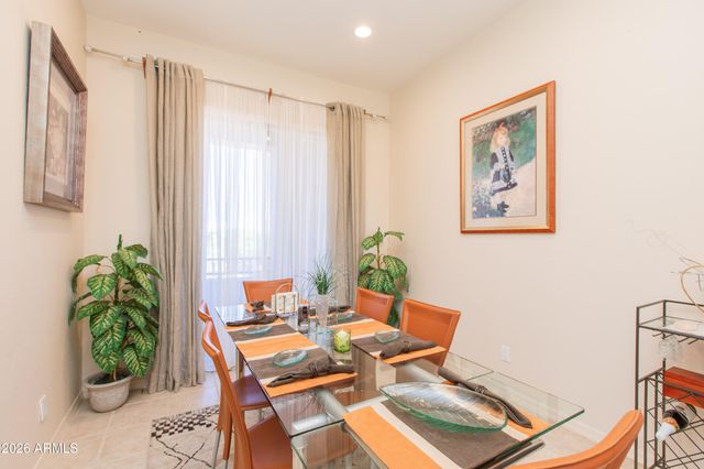 14850 E GRANDVIEW Drive 202, Fountain Hills, AZ 85268