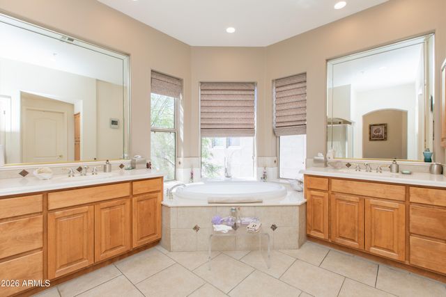 14850 E GRANDVIEW Drive 202, Fountain Hills, AZ 85268