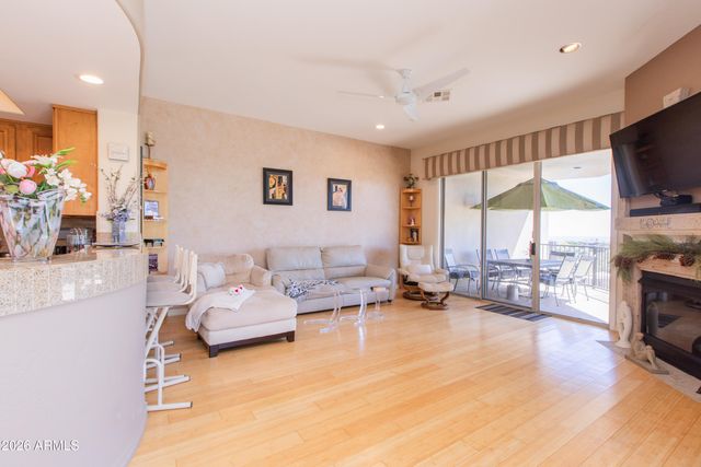 14850 E GRANDVIEW Drive 202, Fountain Hills, AZ 85268