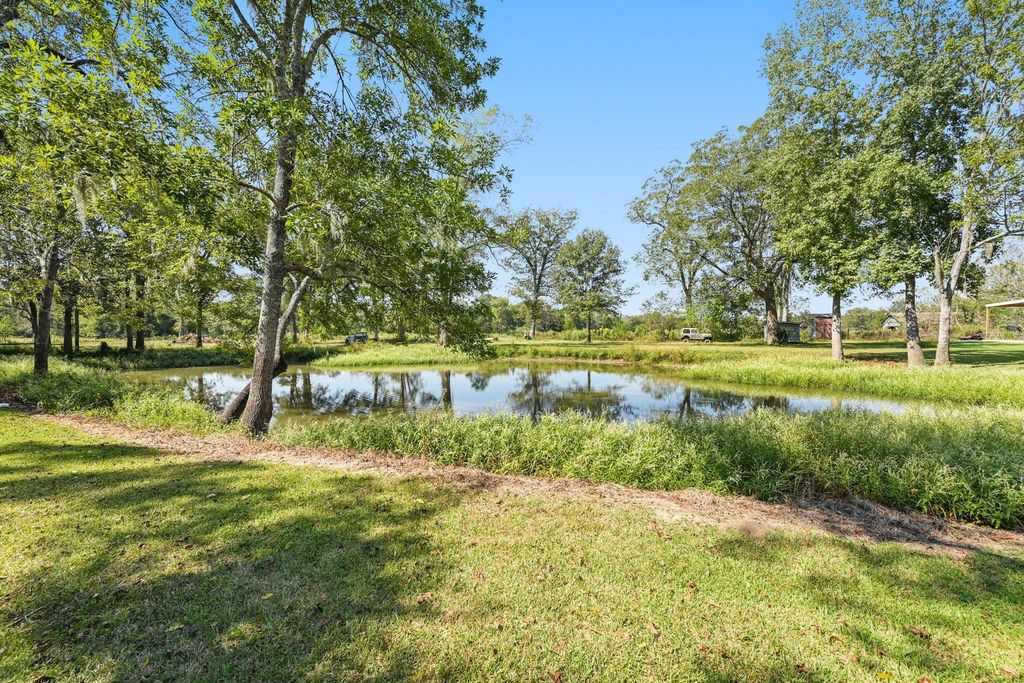 3476 E County Road 2326, Dayton, TX 77535