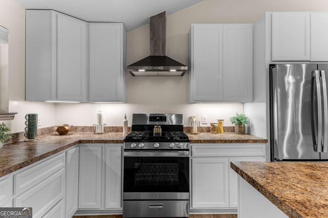 3 Mulberry Court, Savannah, GA 31406