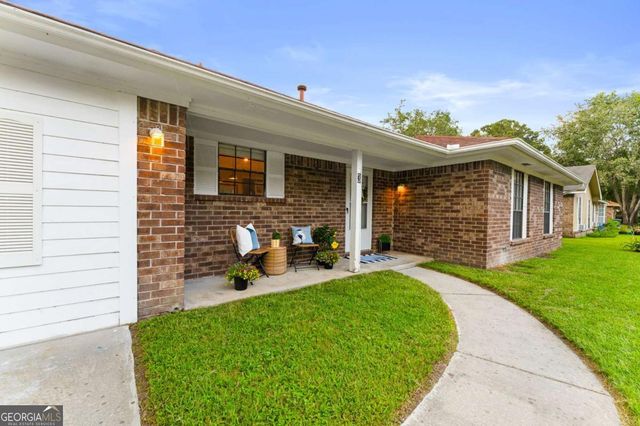 3 Mulberry Court, Savannah, GA 31406