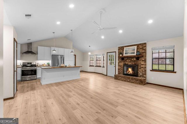 3 Mulberry Court, Savannah, GA 31406