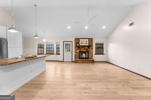 3 Mulberry Court, Savannah, GA 31406