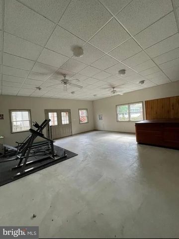 20 N FERNWOOD AVE, Pitman, NJ 08071