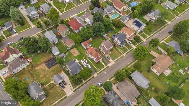 20 N FERNWOOD AVE, Pitman, NJ 08071