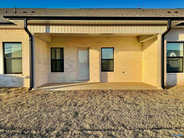467 Raleigh Elm Drive, Huntsville, AL 35824