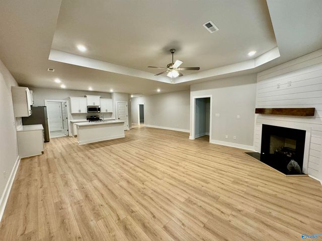 467 Raleigh Elm Drive, Huntsville, AL 35824