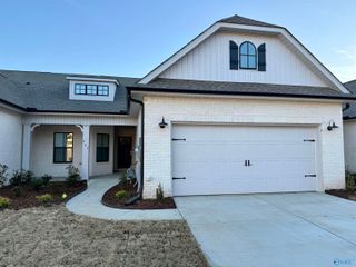 467 Raleigh Elm Drive, Huntsville, AL 35824