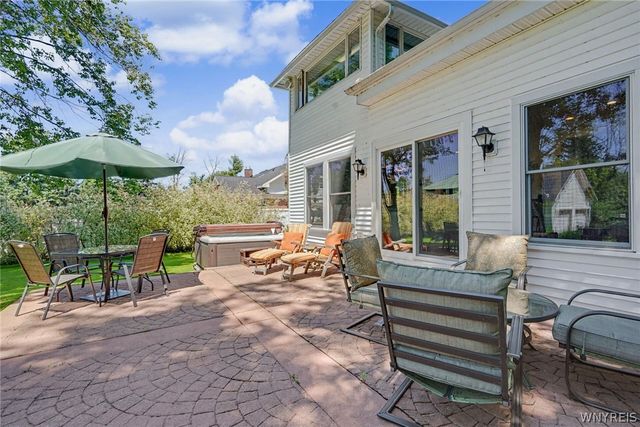5222 Columbia Avenue, Hamburg, NY 14075