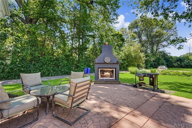 5222 Columbia Avenue, Hamburg, NY 14075