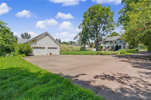 5222 Columbia Avenue, Hamburg, NY 14075