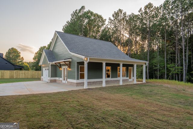 278 Woodfin Way, Social Circle, GA 30025