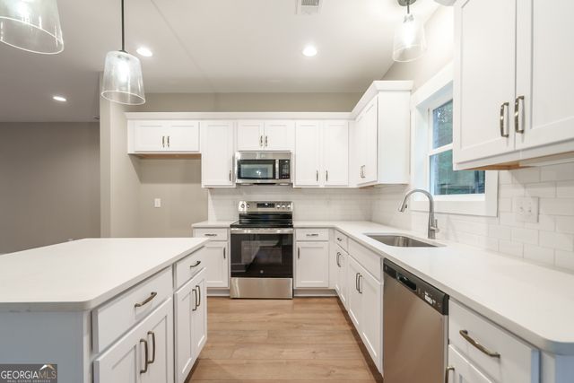 278 Woodfin Way, Social Circle, GA 30025