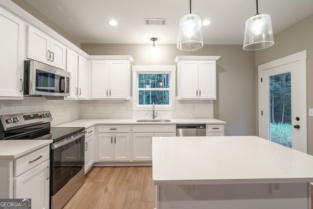 278 Woodfin Way, Social Circle, GA 30025