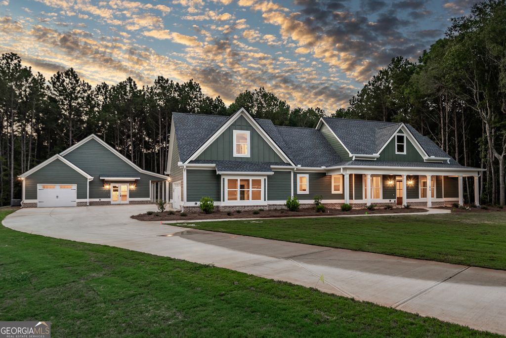 278 Woodfin Way, Social Circle, GA 30025