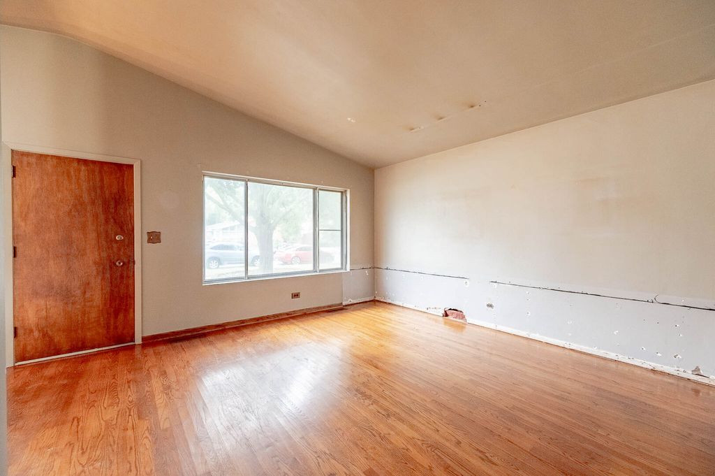 8410 W Bruce Drive, Niles, IL 60714 — photo 2