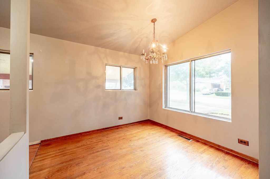 8410 W Bruce Drive, Niles, IL 60714 — photo 3