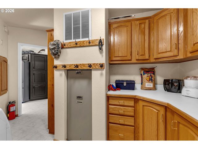 52 ESTABROOK Rd, Carson, WA 98610