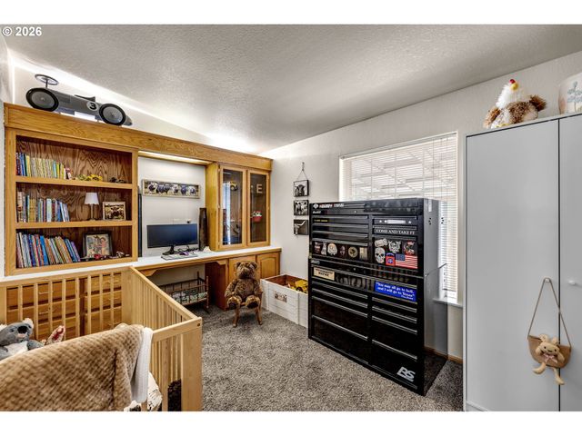 52 ESTABROOK Rd, Carson, WA 98610