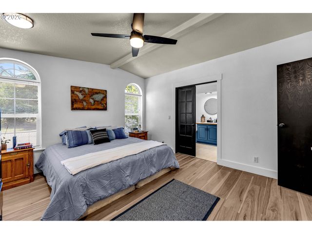 52 ESTABROOK Rd, Carson, WA 98610